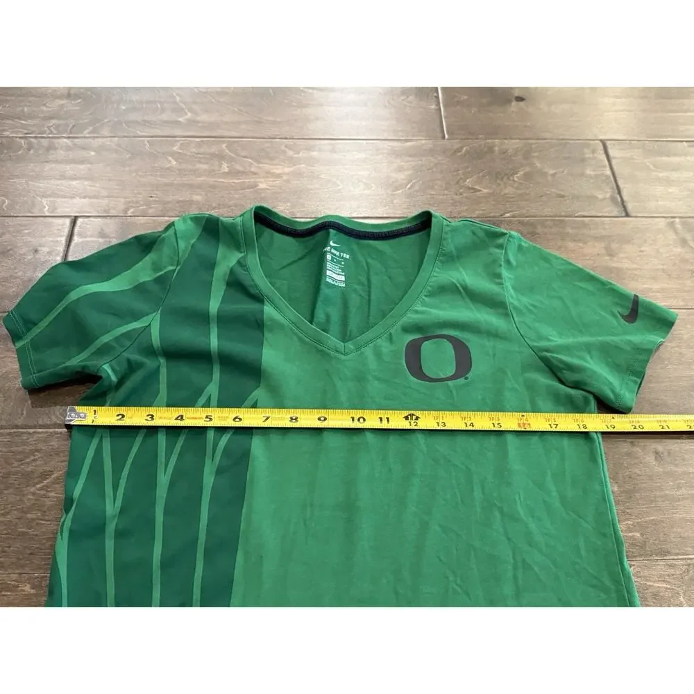 Nike Womens Green V Neck NCAA Oregon Ducks Short Sleeve T-Shirt Size M Medium
